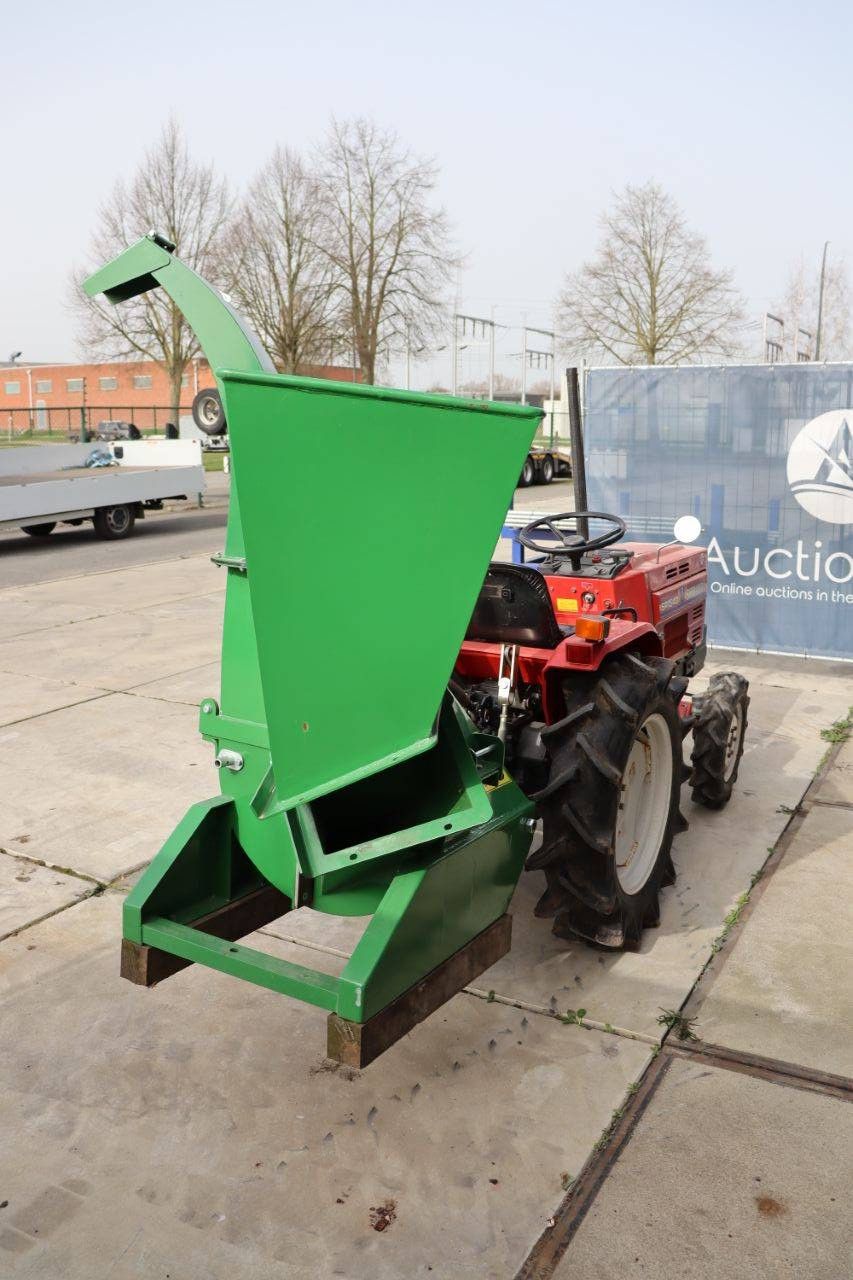 Kleintraktor Shibaura SP1540 Diesel 15 PS mit Häcksler