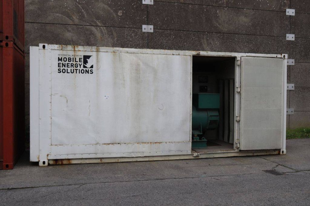 Container mit Generator Volvo Penta TAD 1642 GE 800kVA 2016