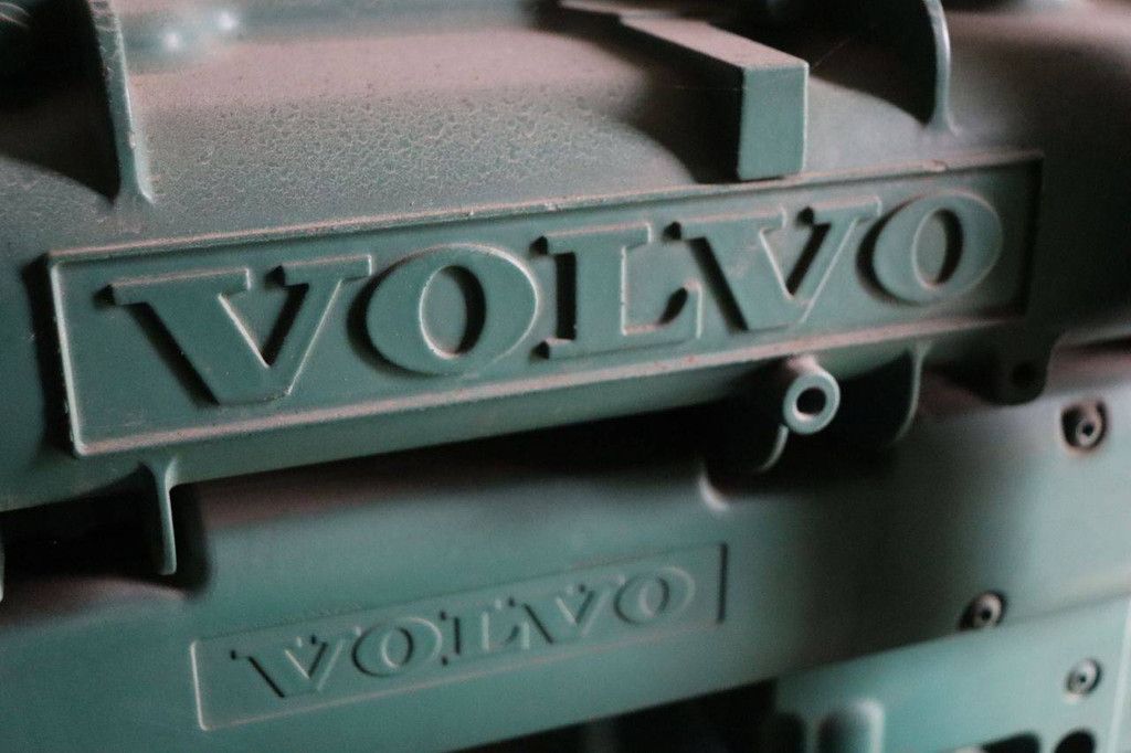 Container mit Generator Volvo Penta TAD 1642 GE 800kVA 2016