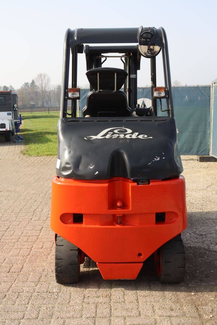 Gabelstapler Linde E30 Elektro 3000 kg 6,55 m 2005