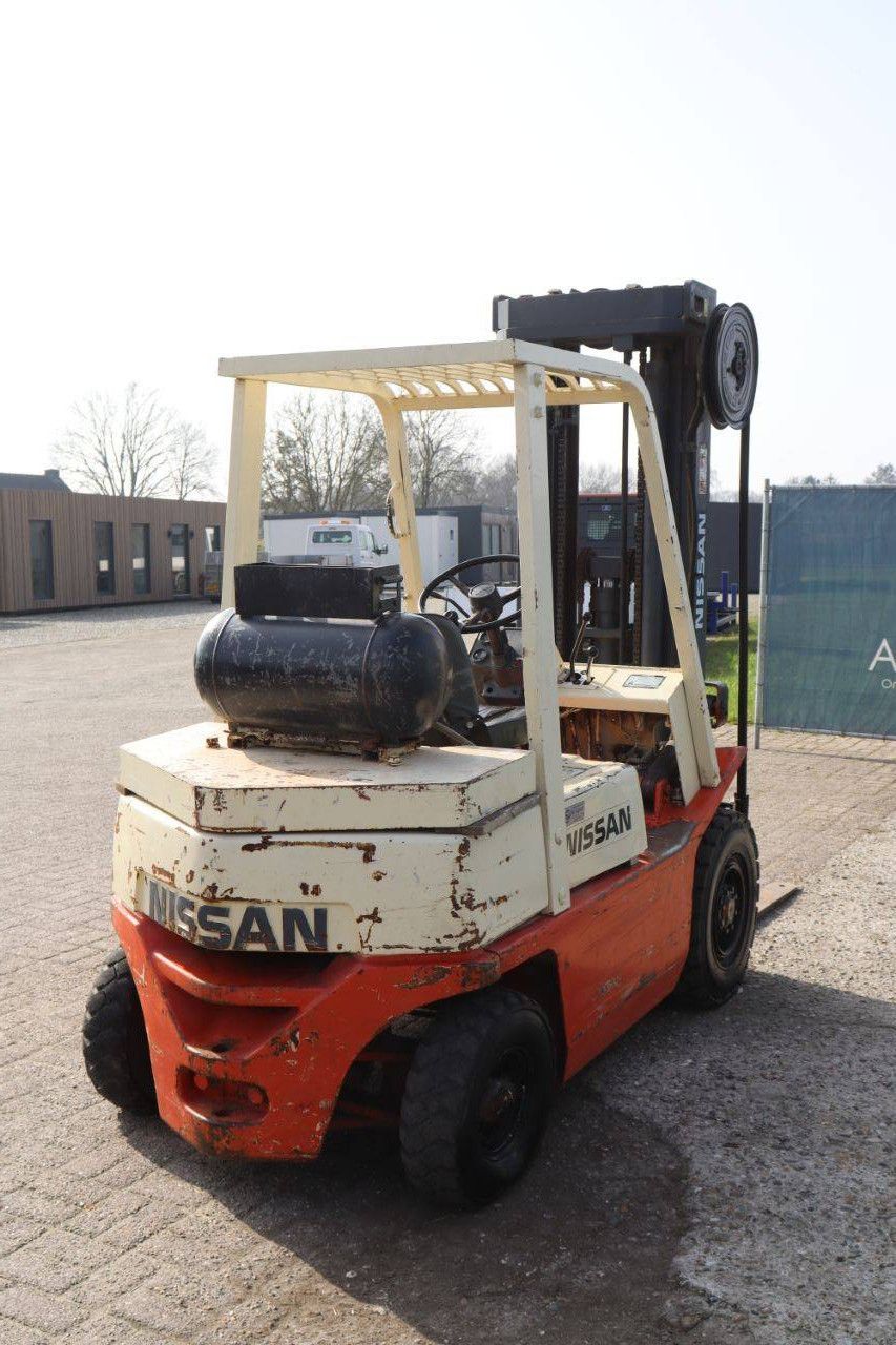 Gabelstapler Nissan PF02A20U LPG 2000kg 3,7m