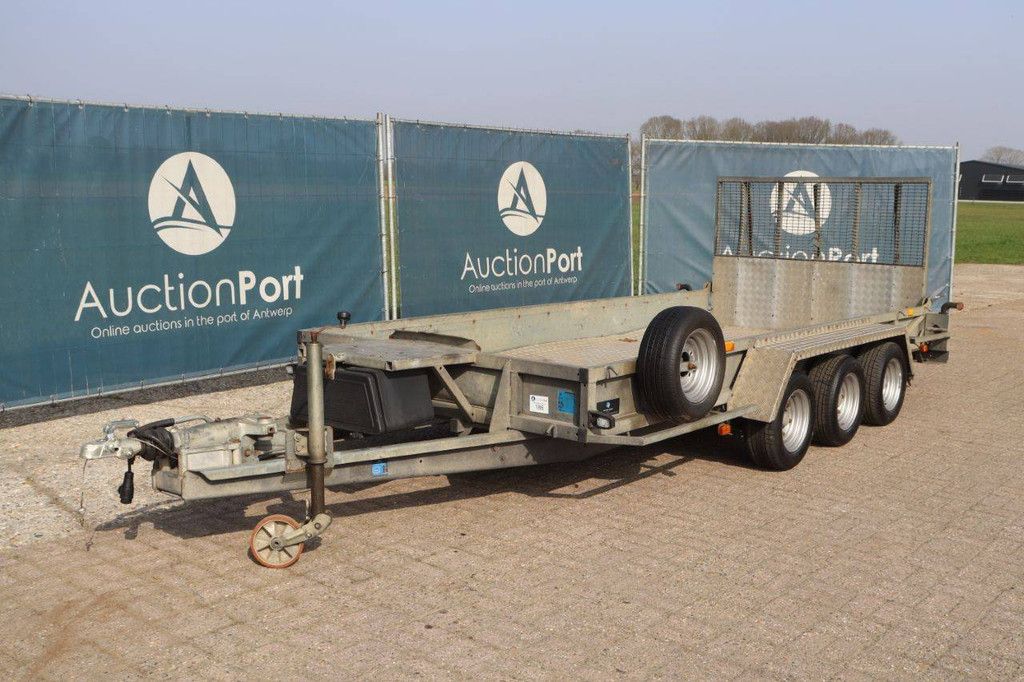 Machine transporter Ifor Williams GP 2013