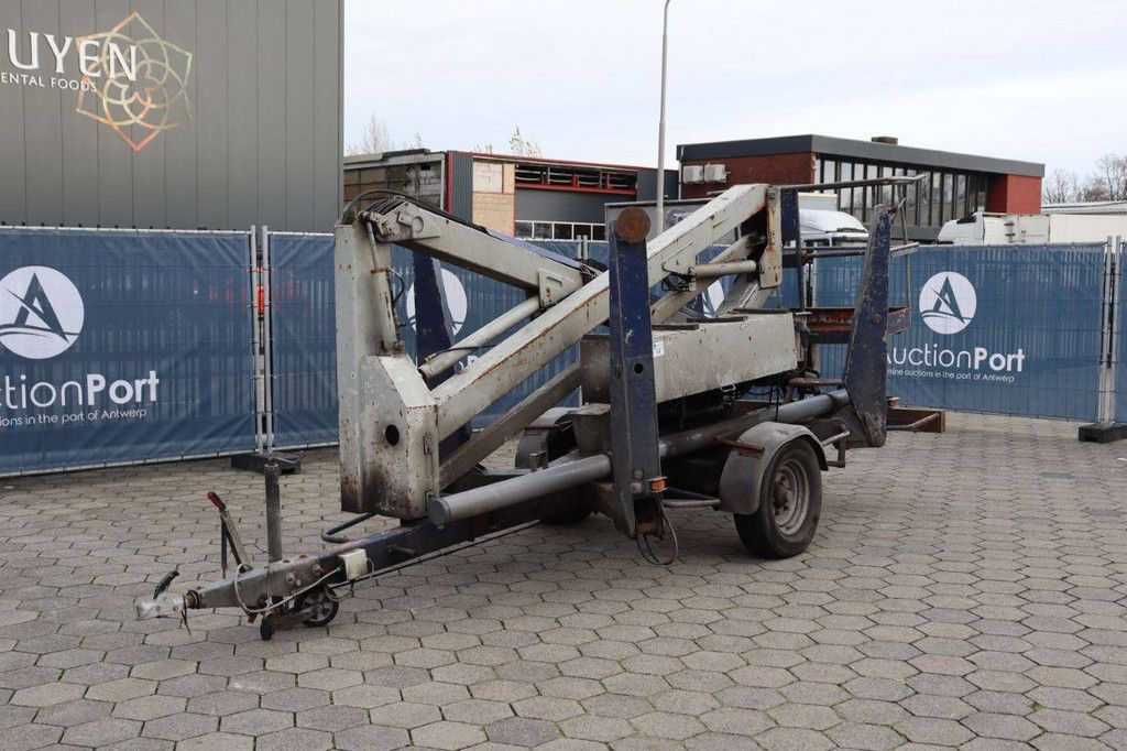 Anhängermontierte Hubarbeitsbühne Euro Access MZ 16 51 2000