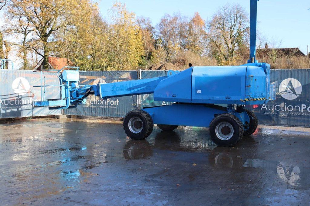 Telescoophoogwerker Aichi SP12C Diesel 2009