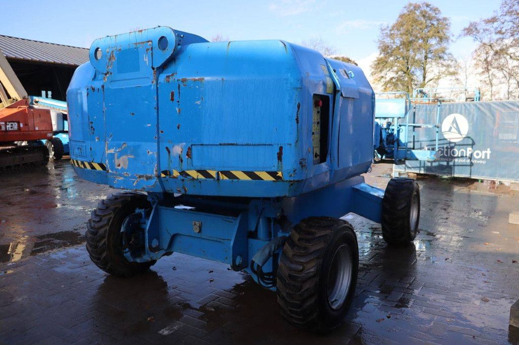 Telescoophoogwerker Aichi SP12C Diesel 2009