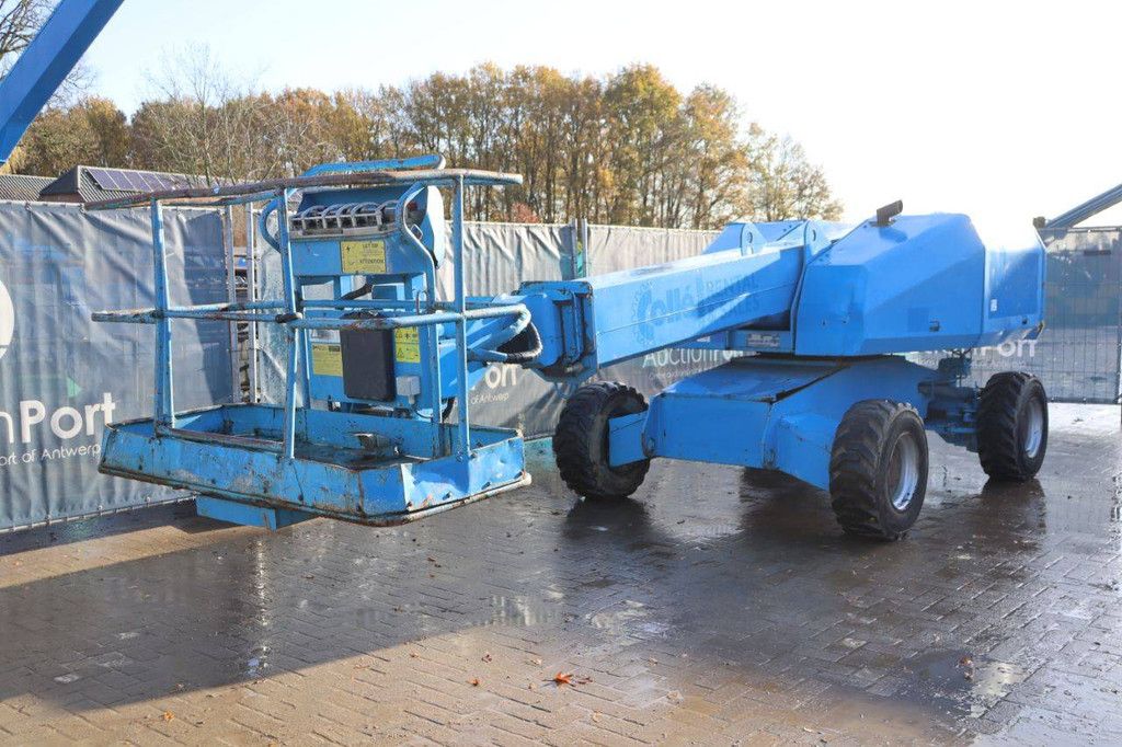 Telescoophoogwerker Aichi SP12C Diesel 2009