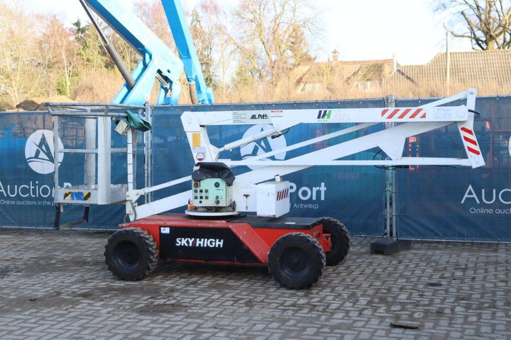 Knikarmhoogwerker SkyHigh ST 1000 Elektrisch 10m 1992