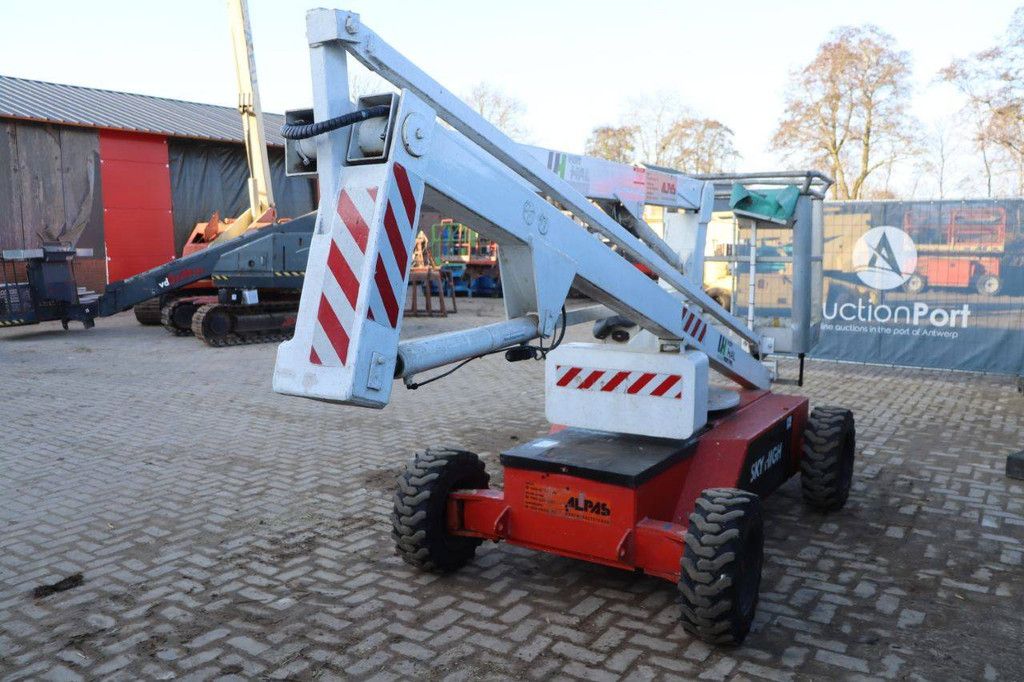 Knikarmhoogwerker SkyHigh ST 1000 Elektrisch 10m 1992