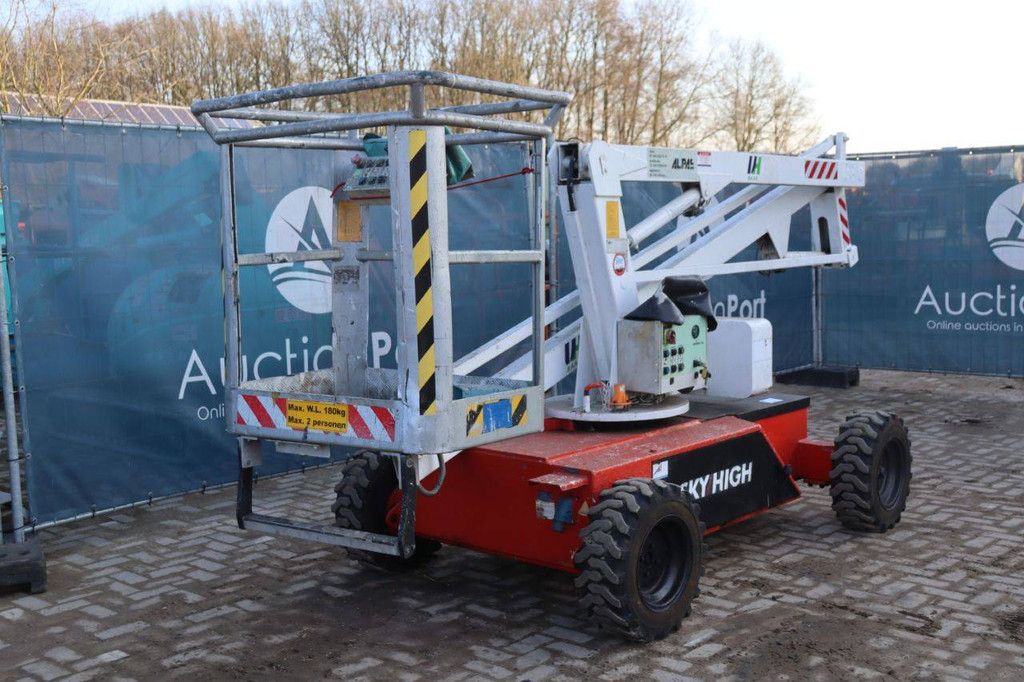 Knikarmhoogwerker SkyHigh ST 1000 Elektrisch 10m 1992