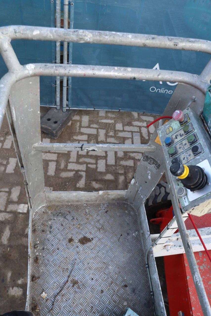 Knikarmhoogwerker SkyHigh ST 1000 Elektrisch 10m 1992