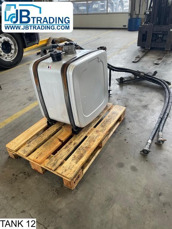 Afhymat Pump, tank and hydraulic hoses