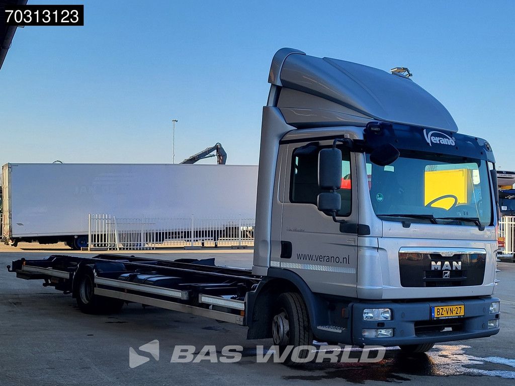 MAN TGL TGL 12.180 4X2 12tons NL truck chassis 1500kg Ladebordwand Automatic Euro 5