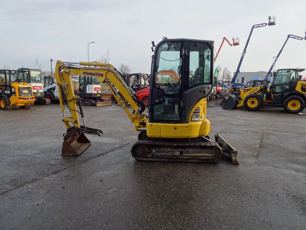 Komatsu PC24MR-5