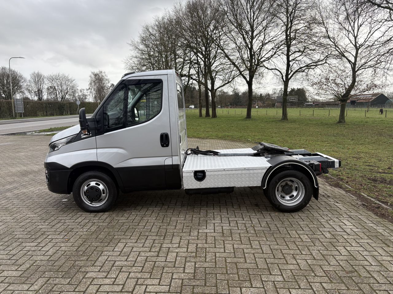 Be trekker 9.3 ton Iveco Daily 40C17 Hi Matic