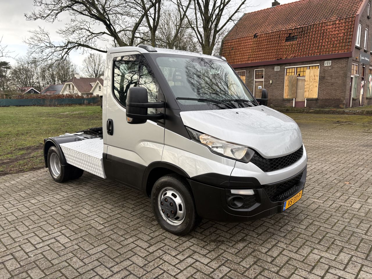 Be trekker 9.3 ton Iveco Daily 40C17 Hi Matic