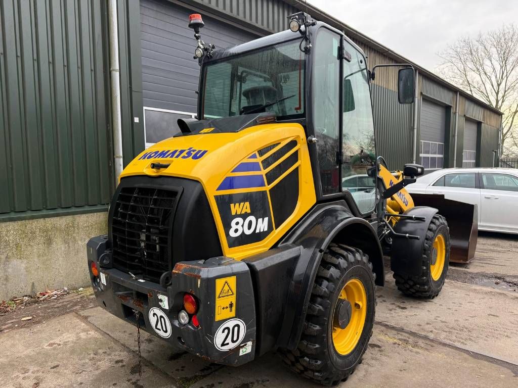 Komatsu WA 80 M-8