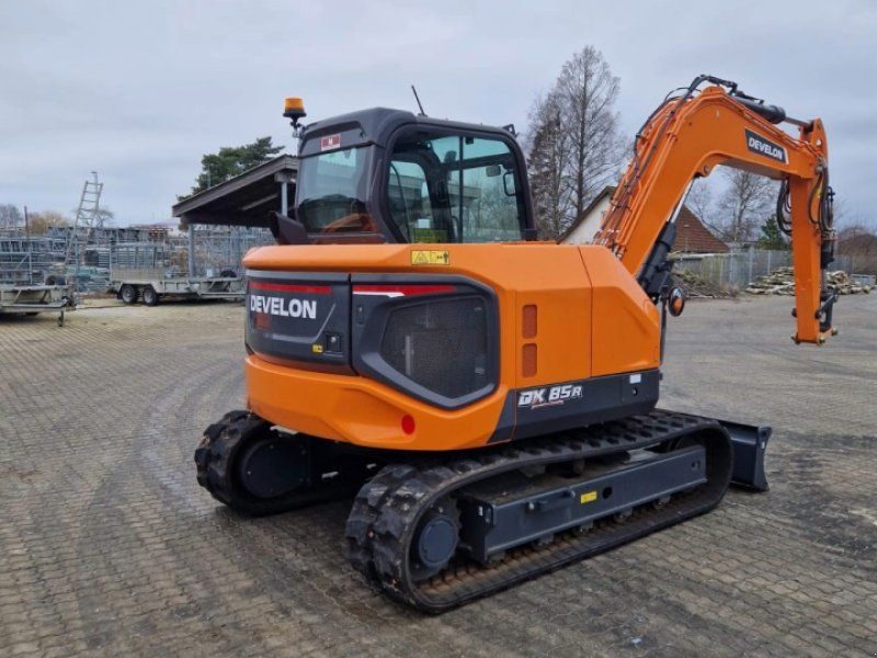 Develon DX85R-7