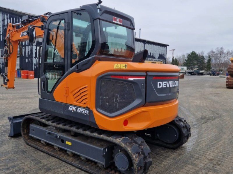 Develon DX85R-7