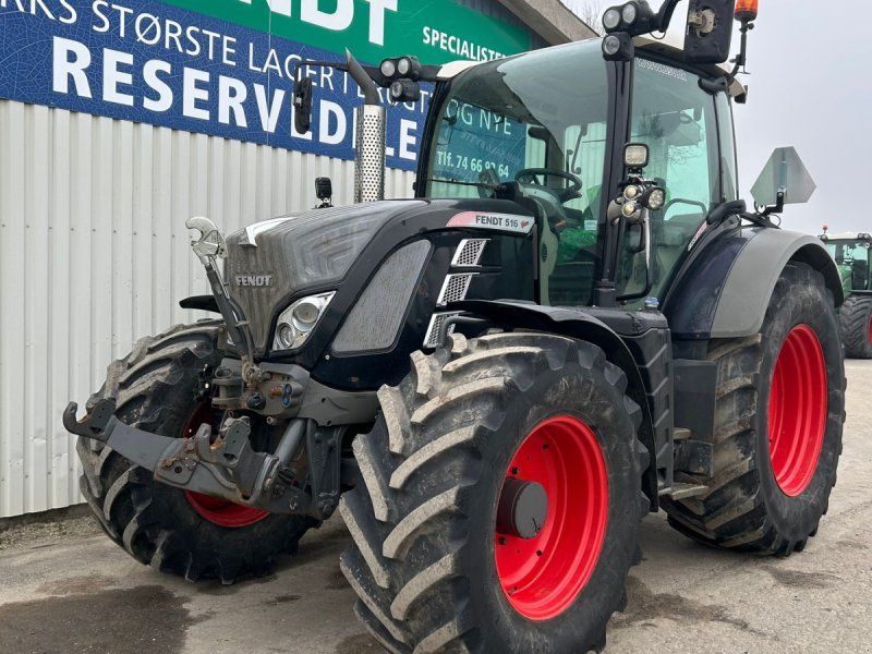 Fendt 516 Vario SCR Profi Plus