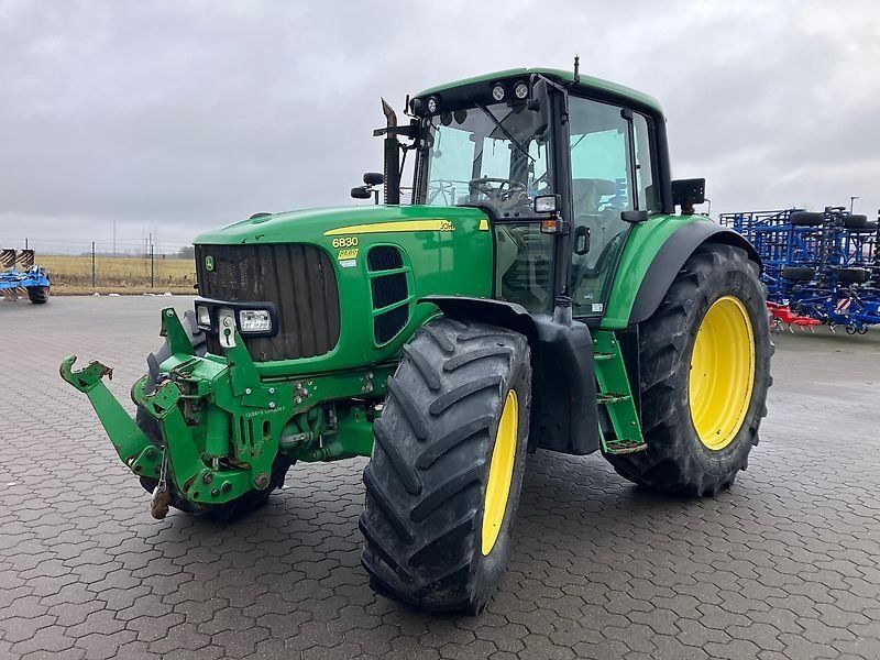 John Deere 6830 Powr Quad
