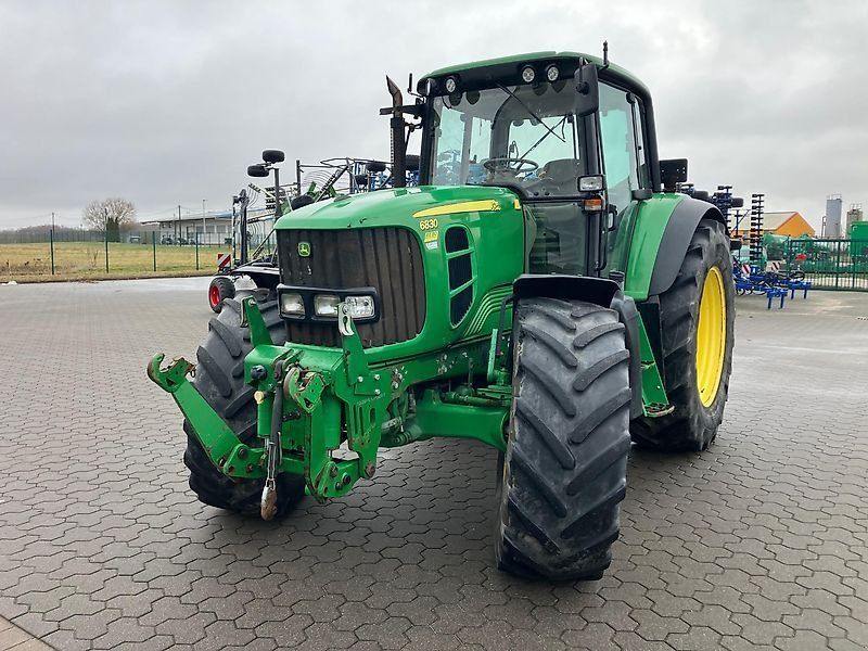 John Deere 6830 Powr Quad