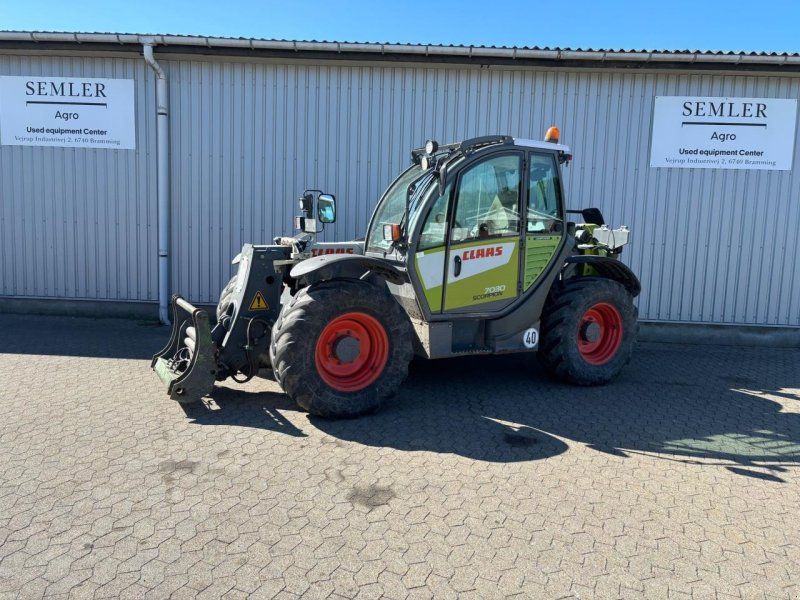 Claas SCORPION 7030