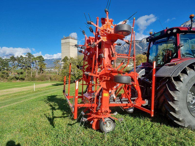 Kuhn GF 8712 Giroheuer