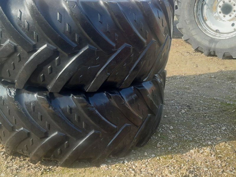 Kleber Tvillinghjul 650/65 x 38 med 4 Datho låse pr.hjul 650/65