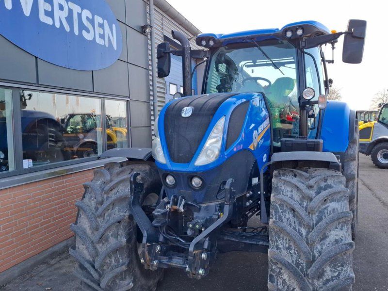 New Holland T7.225 AC