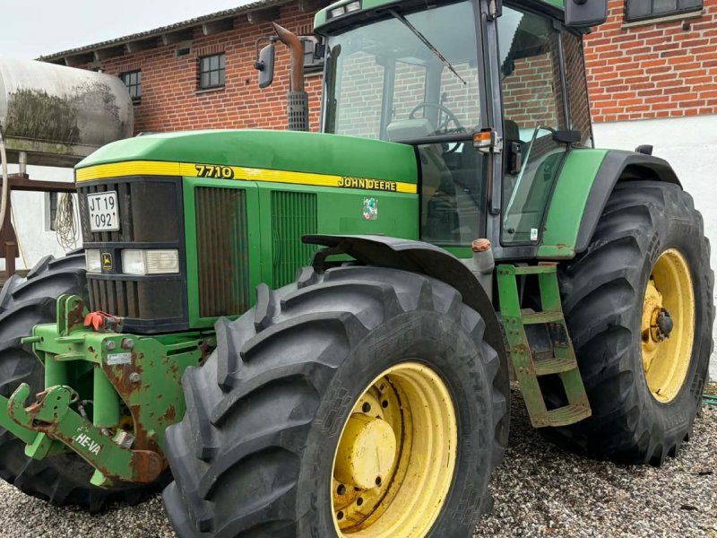 John Deere 7710 Power Quad