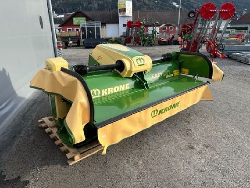 Krone Frontscheibenmähwerk F320CV mit Aufbereiter