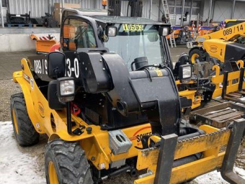 JCB 520-40