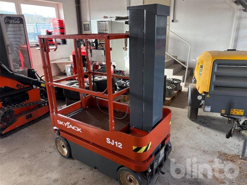 Skyjack SJ12