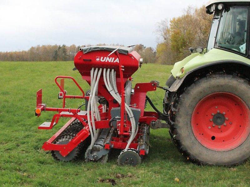 Unia Fenix G 1000/G 3 m Direktsaat-Maschine 9 cm Reihenabstand