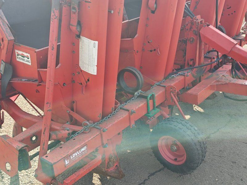 Kverneland Underhaug 1300