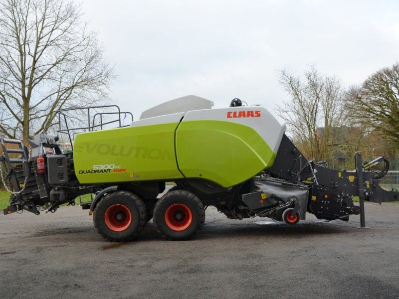 Claas QUADRANT 5300 EVOLUTION FC + Vorbauhäcksler