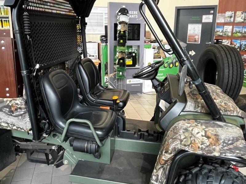 John Deere Gator XUV620i