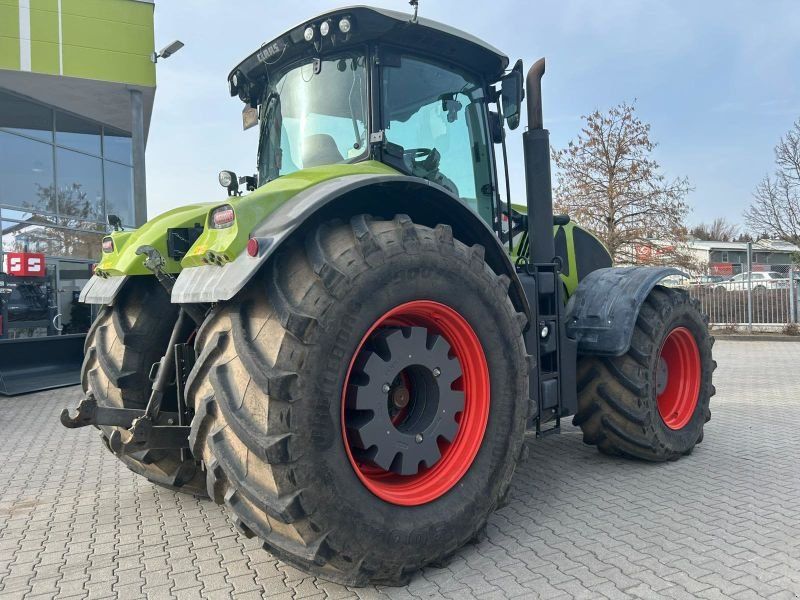 Claas AXION 950