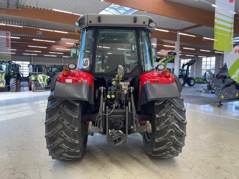 Massey Ferguson 5609 Dyna 4
