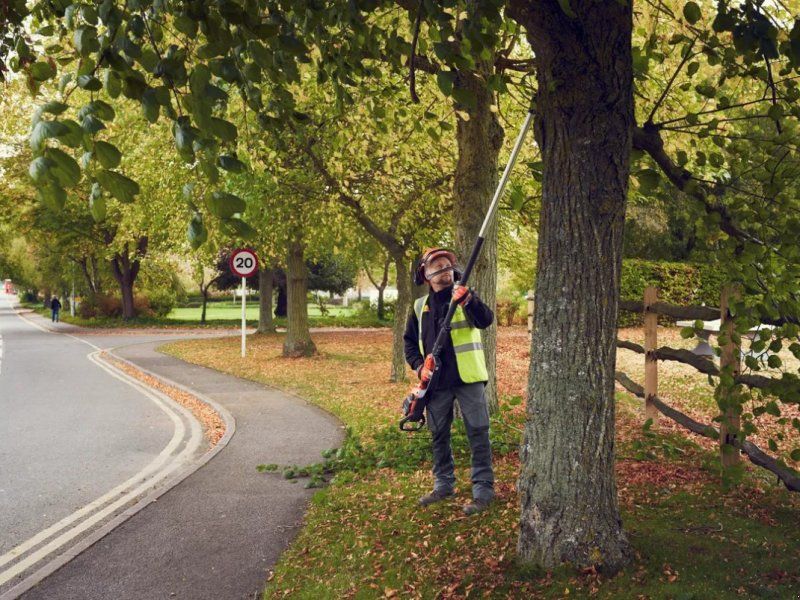 Husqvarna Akku-Hochentaster 530iPT5 – ohne Akku und Ladegerät
