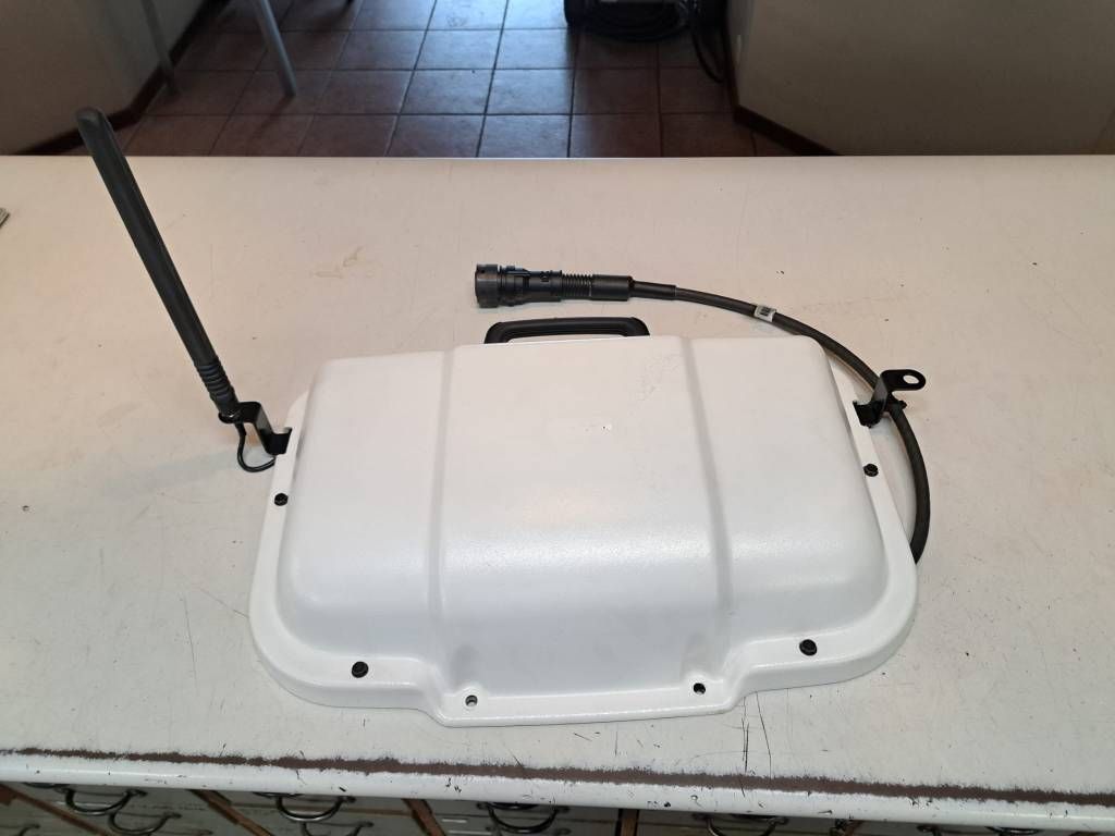 Valtra Guide Centimeter