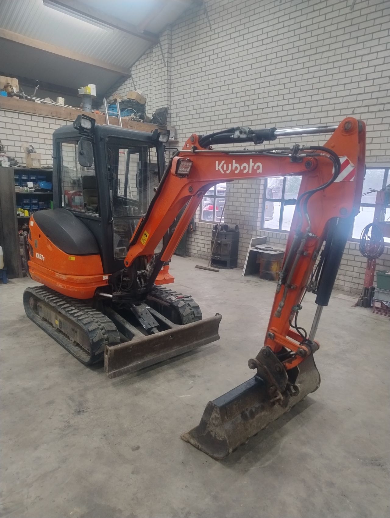 Kubota kx61-3 minigraver