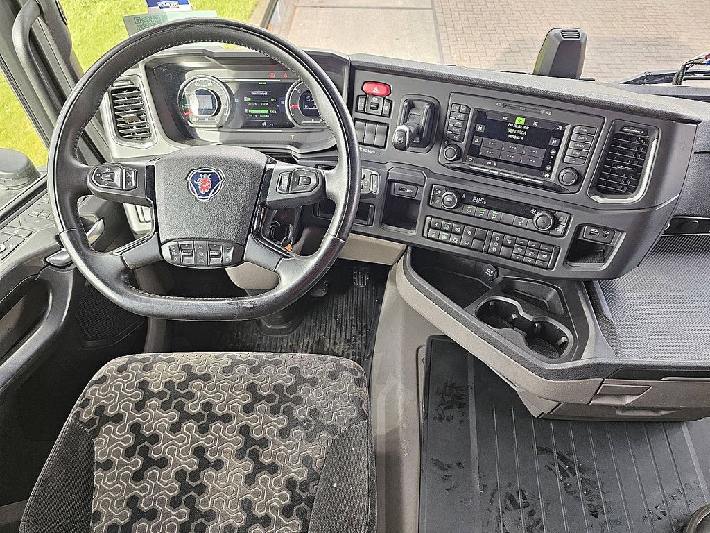 SCANIA R460