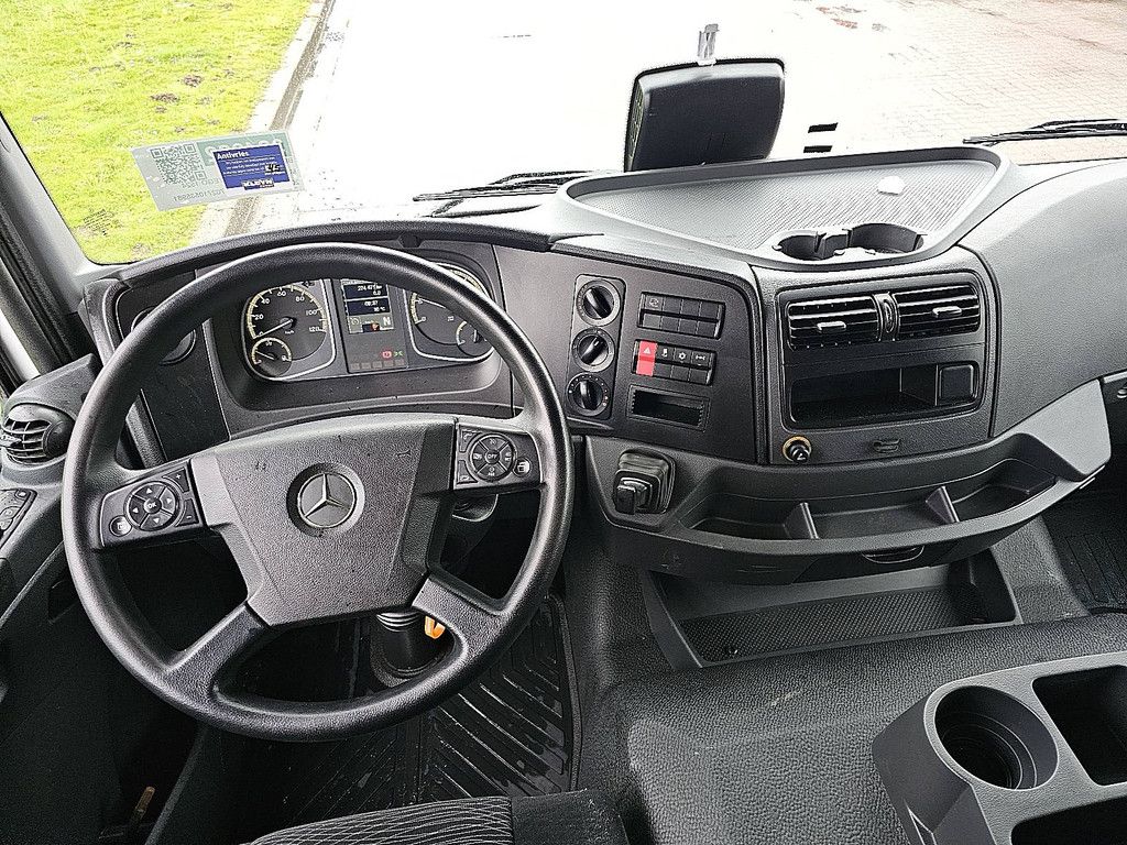MERCEDES-BENZ ATEGO 1524