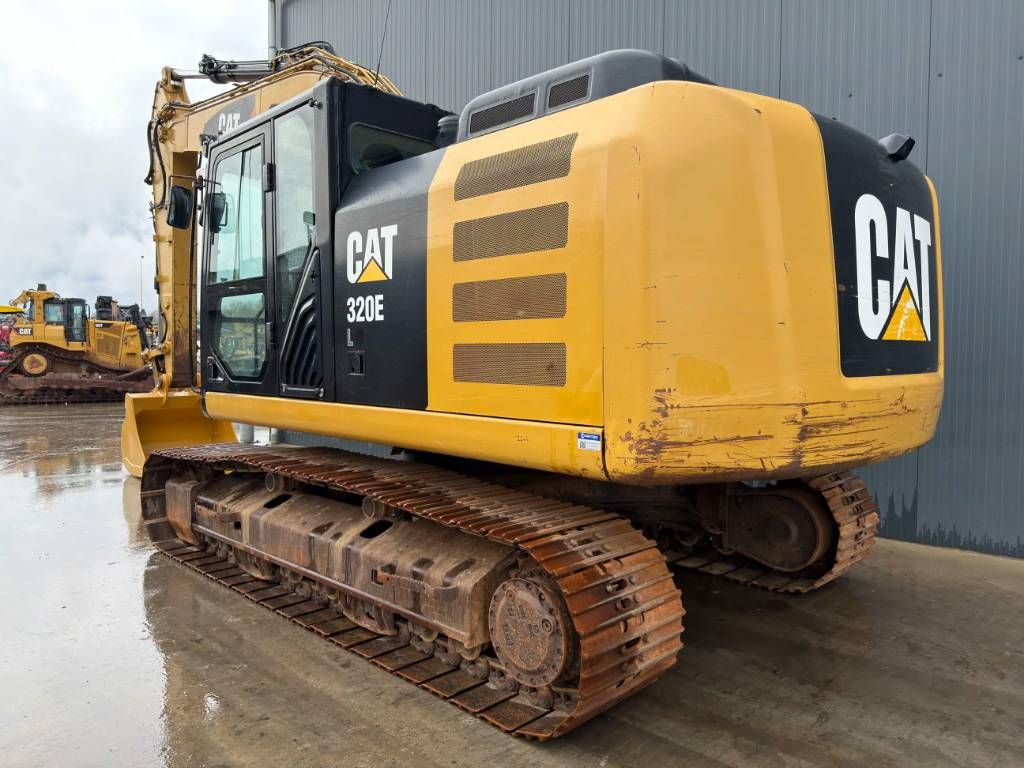 CAT 320E L