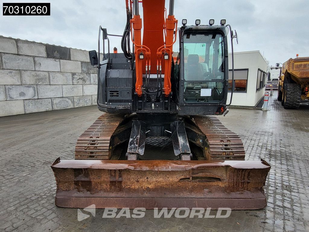 Hitachi ZX225 USLC -5B