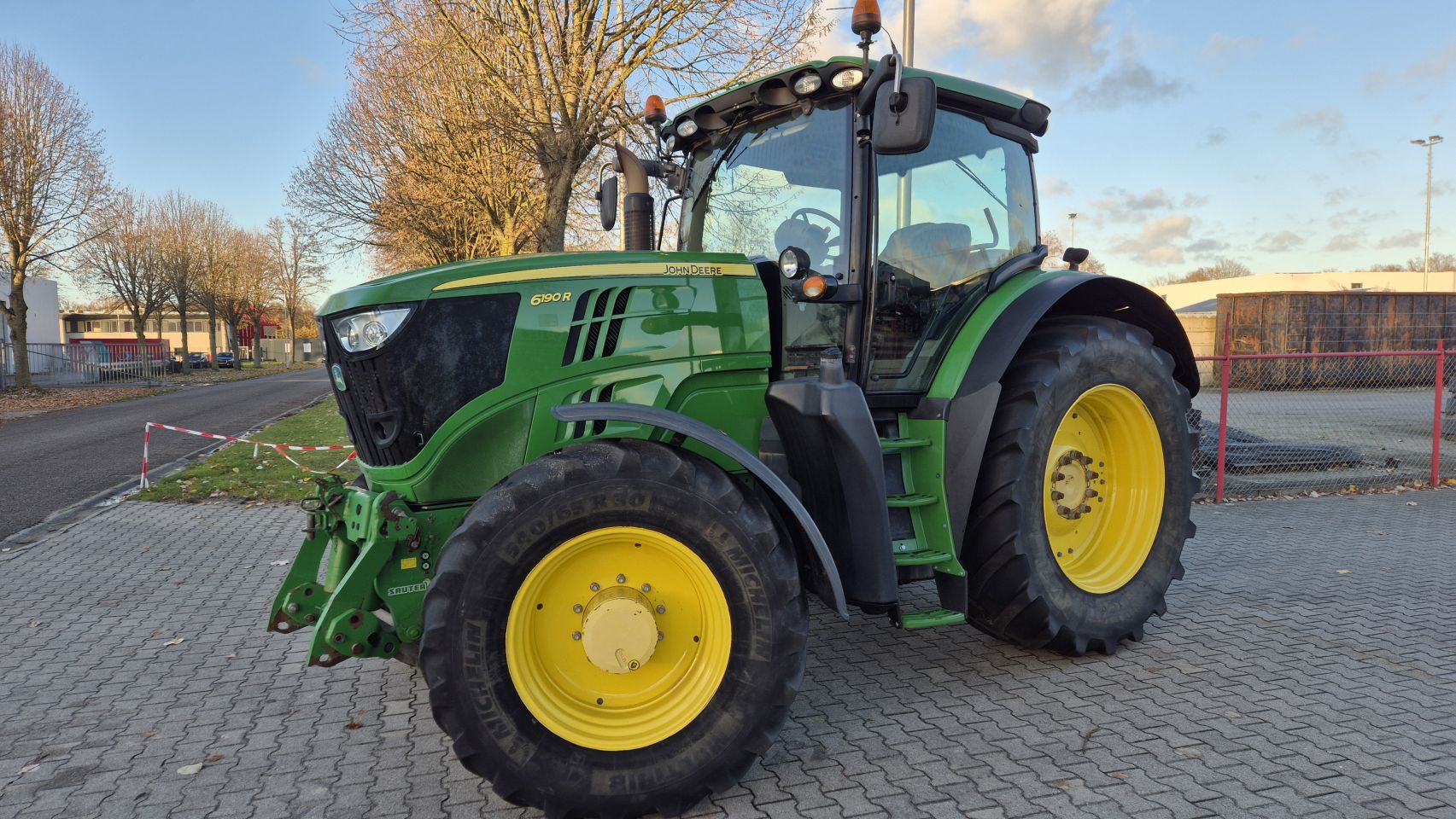 JOHN DEERE 6190R AP 50 Kmh Fronthef, TLS, HCS