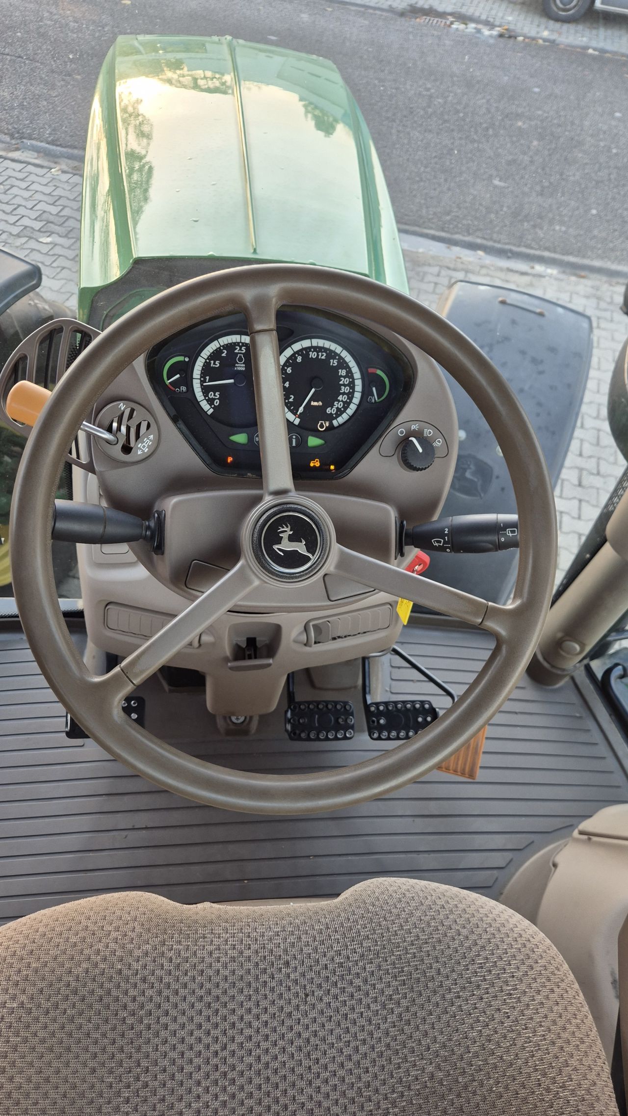 JOHN DEERE 6190R AP 50 Kmh Fronthef, TLS, HCS