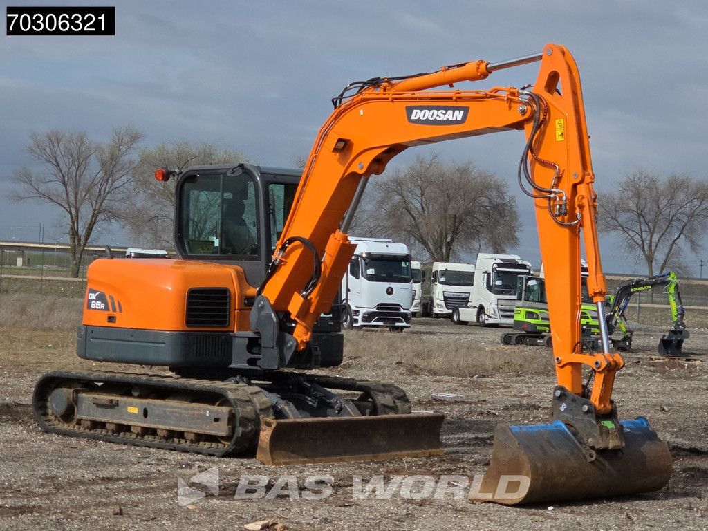 Doosan DX85R-3 A/C - 3 Cucharas