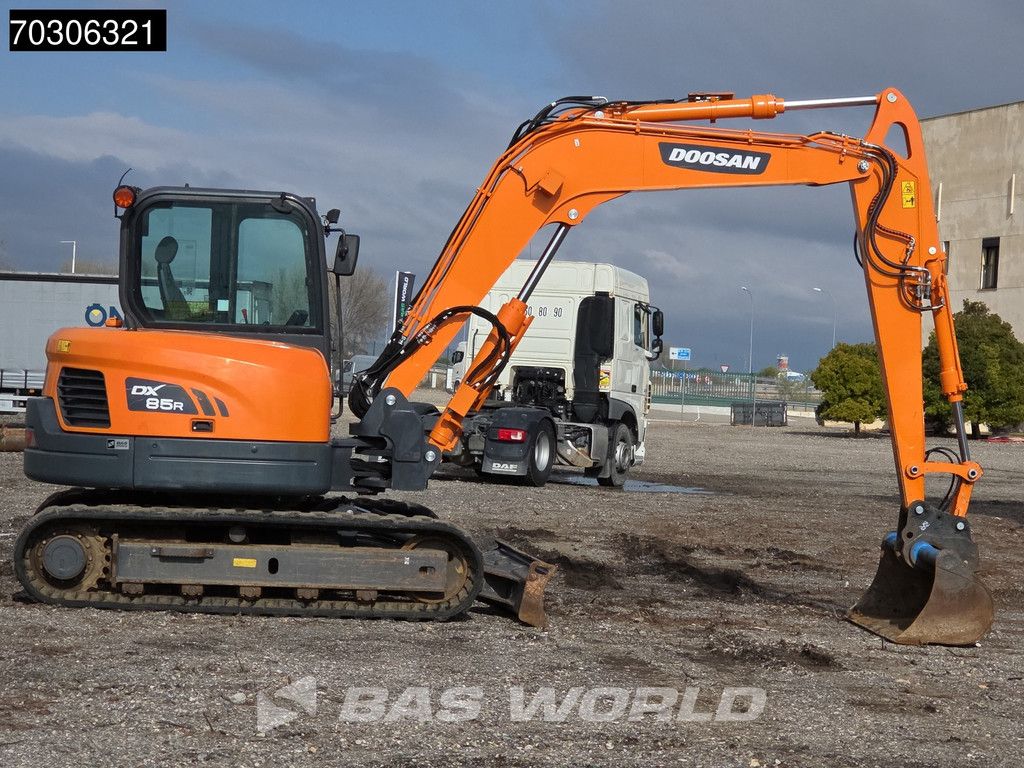 Doosan DX85R-3 A/C - 3 Cucharas